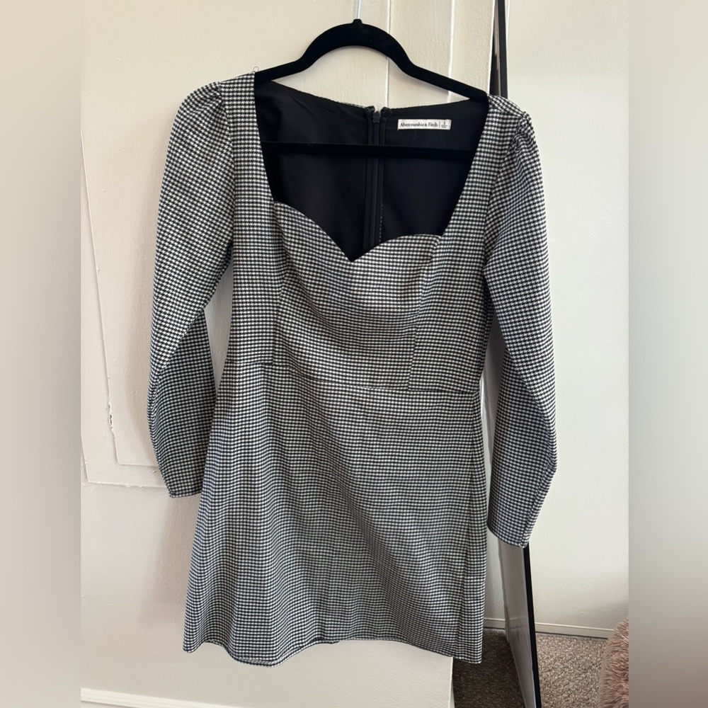 NEW Abercrombie Women's Sweetheart Slim Mini Dress
